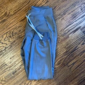 Figs Jogger Scrub Pants - Grey